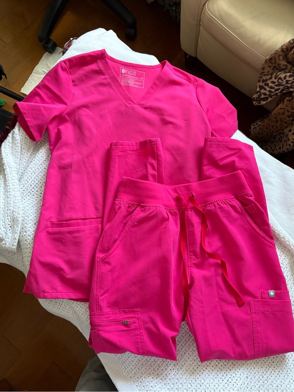 Bright pink figs scrubs set